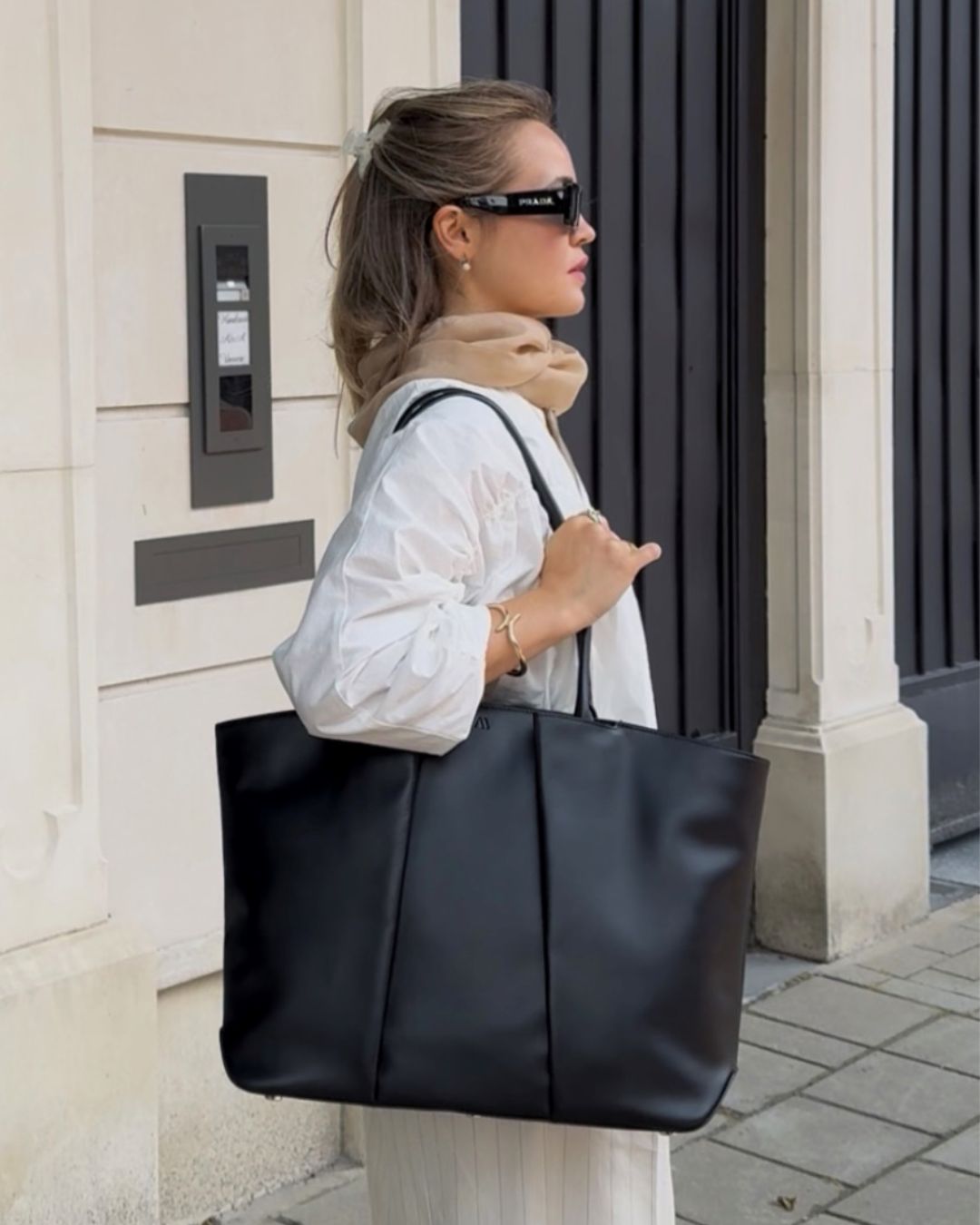 Horizon Soft Touch Black - Stylish & Functional Work bag – Kaai