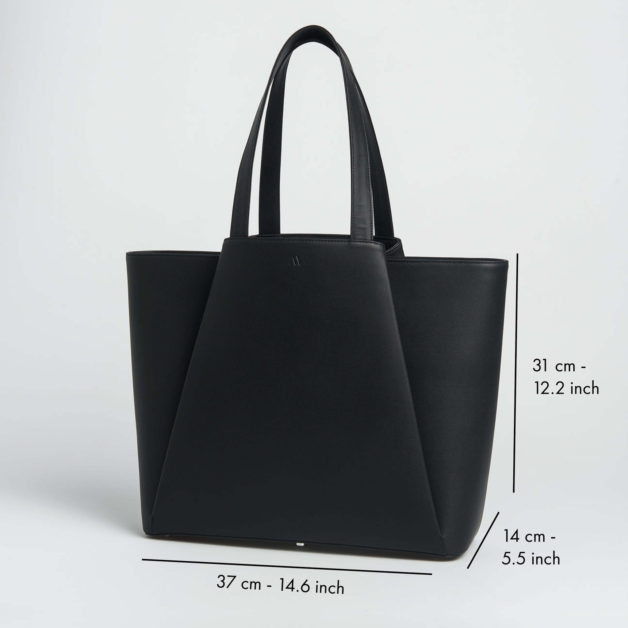 The New Pyramid tote bag – Kaai Bags | North America