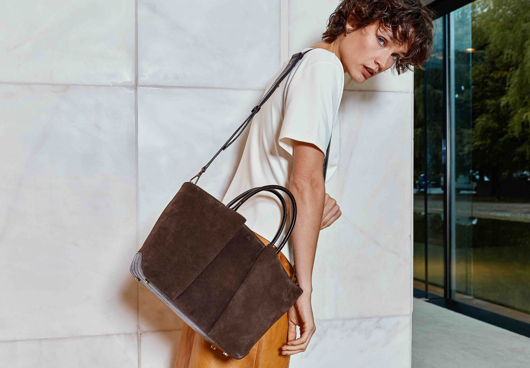 Mini Horizon - suede sand – Kaai Bags | North America