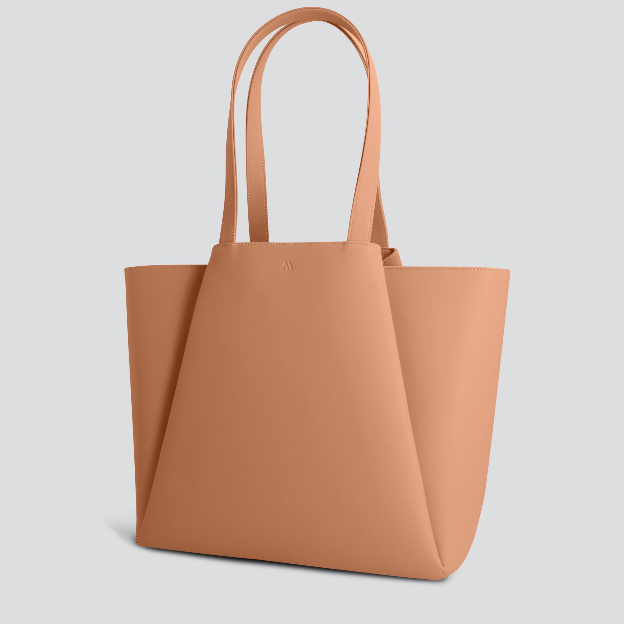 NewPyramid_PlainLeather_Almond